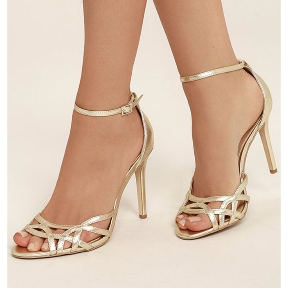 Badgley Mischka brand new stunning sandals